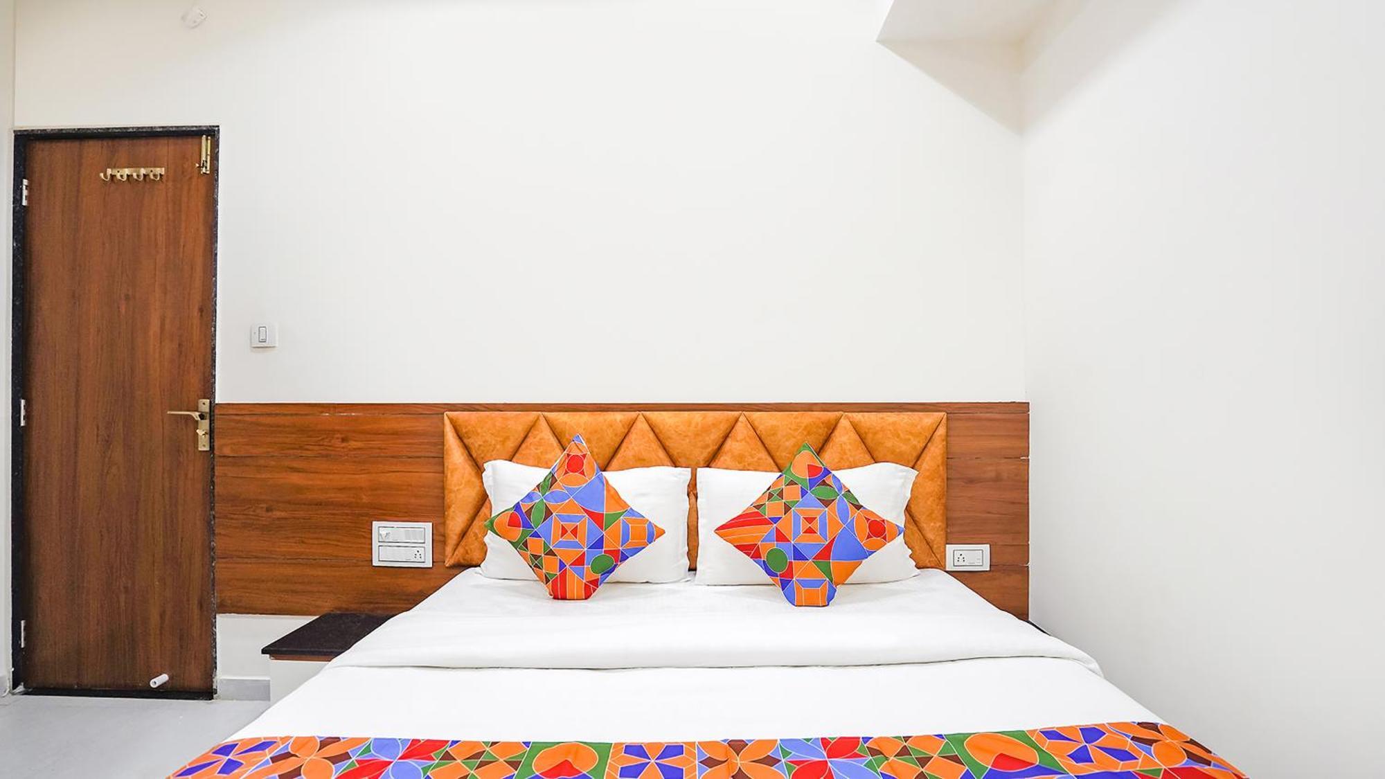 אחמדאבאד Fabhotel Vishala In מראה חיצוני תמונה